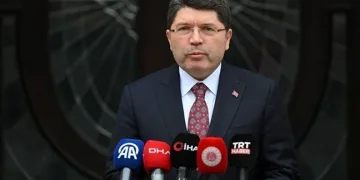 Yılmaz Tunç: “Herkes sorumlu davranmalı”
