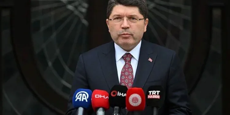 Yılmaz Tunç: “Herkes sorumlu davranmalı”
