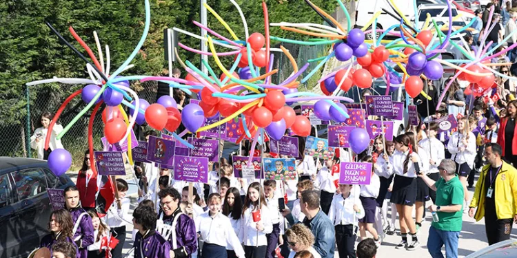 Öğrenciler 23 Nisan’ı coşkuyla kutladı