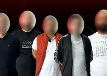 5’i kırmızı bültenle aranan 8 kişi Türkiye’ye getirildi