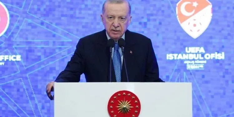 ”Deprem günlük siyasete alet edilemez”