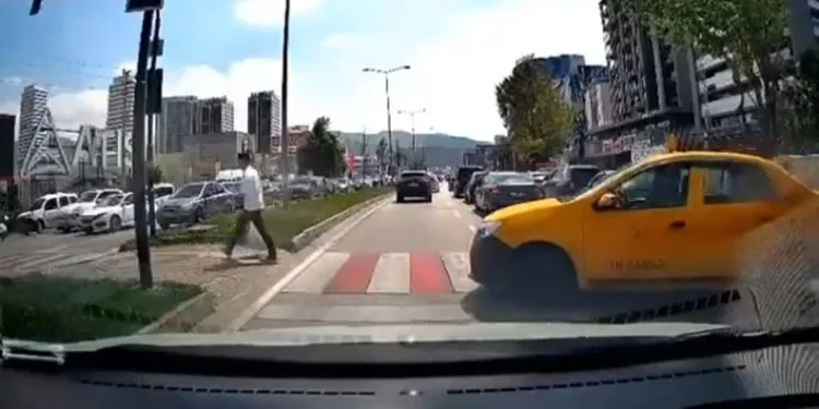 Bursa’da iki katlı evde yangın paniği