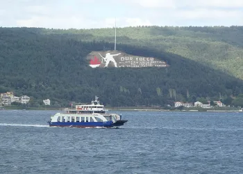 Adalara feribot seferleri iptal edildi