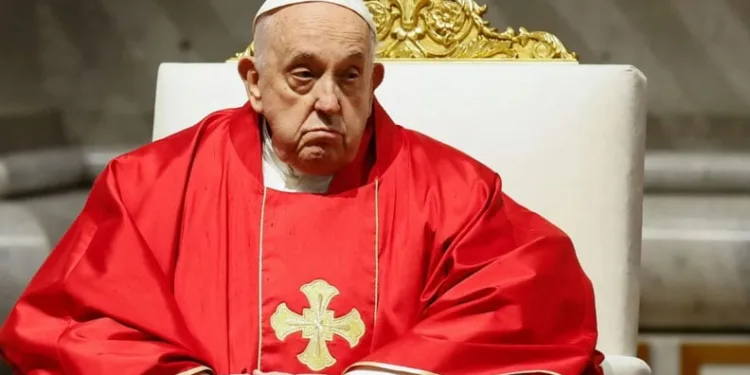 Katolik dünyası yas tutuyor: Papa Francis hayatını kaybetti