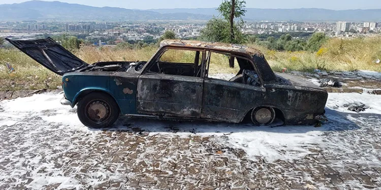 Aydın’da otomobil küle döndü