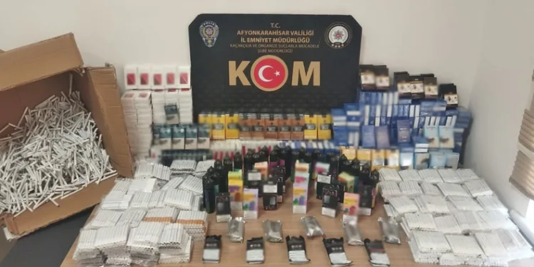 Polisten kaçak makaron operasyonu