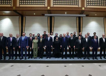 Cumhurbaşkanı Erdoğan işçilerle bir araya geldi