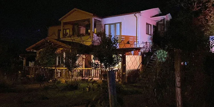 Aile içi kavgada ablasını ve eniştesini vurdu