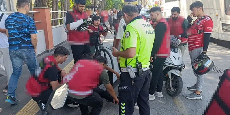 Kaza yapan kurye için arkadaşları seferber oldu