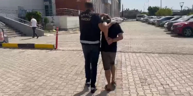 Hatay’da hapis cezası bulunan 2 kişi tutuklandı
