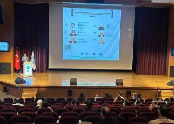 50. yılda 50 katılımcı ile akademik buluşma