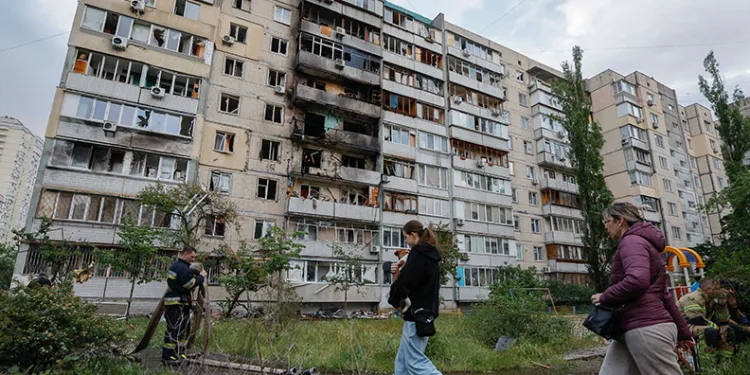 Rus ordusundan Kiev’e saldırı: 15 yaralı