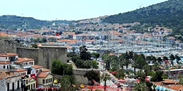 Çeşme, bayramda 1 milyon kişi bekliyor