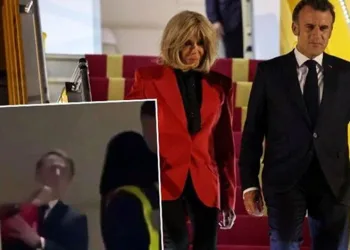Macron uçakta eşinden tokat yedi