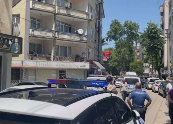 Bursa’da park kavgası iki esnafı birbirine düşürdü