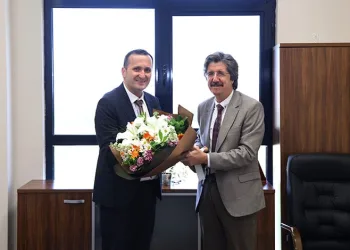 BUÜ’de görev değişimleri