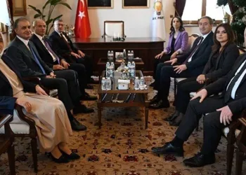 DEM-AK Parti grubu görüşmesi başladı