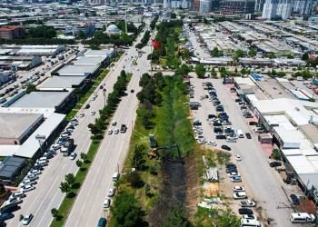 Büyükşehir’den temiz çevre için yoğun mesai