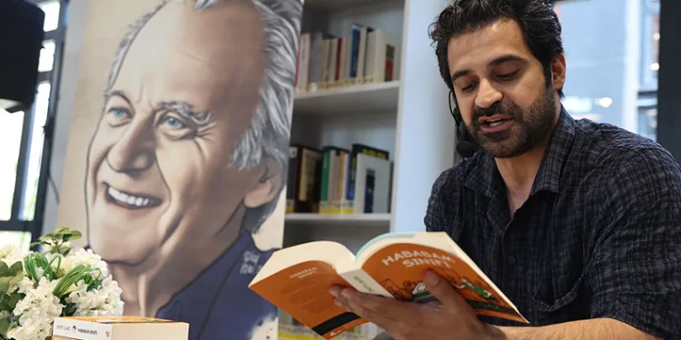 Genç oyuncu, öğrencilere “Hababam Sınıfı”nı okudu