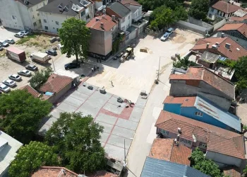 İnegöl Belediyesi’nden ücretsiz otopark alanı