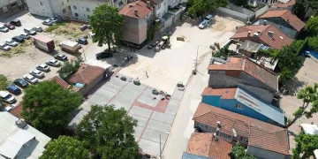 İnegöl Belediyesi’nden ücretsiz otopark alanı