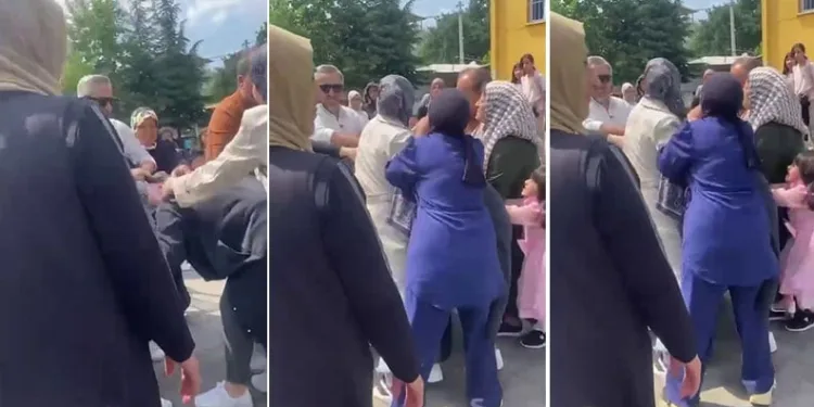 Çocukların okuma bayramında veliler böyle kavga etti