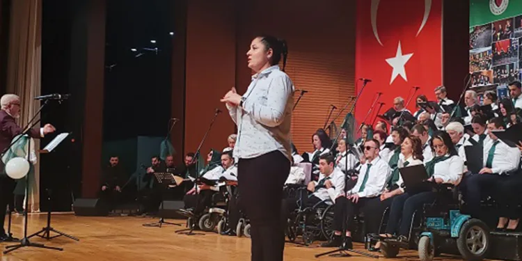 Bursa’da Anneler Günü ve engelliler için konserler