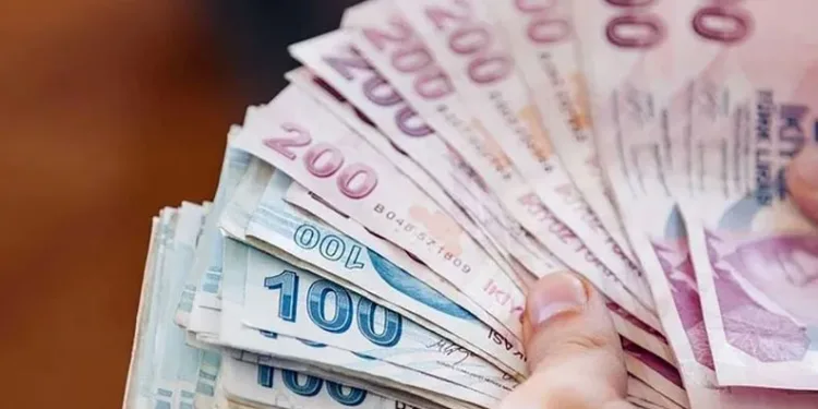 Ünvanlara göre zamlı memur maaşları