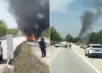 Bursa’da seyir halindeki otomobil alev alev yandı