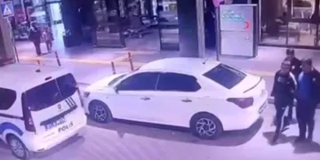 44 yıl hapis cezasıyla aranıyordu, hastanede yakalandı