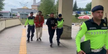 Jandarmadan 3 ayrı uyuşturucu operasyonu: 7 tutuklu