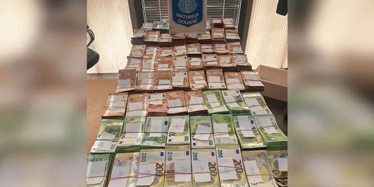 Jandarma ekipleri 4 ayda aranan bin 689 kişiyi yakaladı