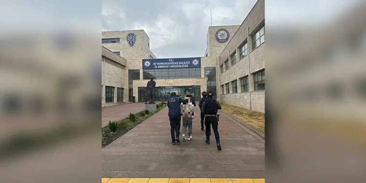 Apartmandan gelen kötü koku cesedi ortaya çıkardı