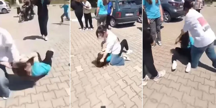 Bursa’da ortaokul öğrencisi kız, arkadaşını yerde sürükledi