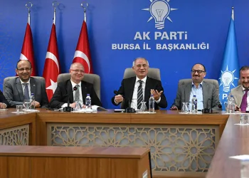 Efkan Ala’dan Ak Parti Bursa’ya ziyaret