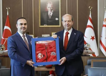 CHP’li Akay: “Kaynakları sermayeye değil emekçilere aktarmamız gerekiyor”