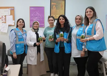 Mavi Yeleklilerden Beyaz Önlüklülere Anlamlı Ziyaret