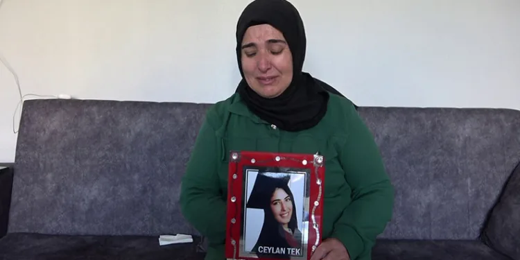 “11 yıllık hasretimin bitmesini, kızıma kavuşmak istiyorum”