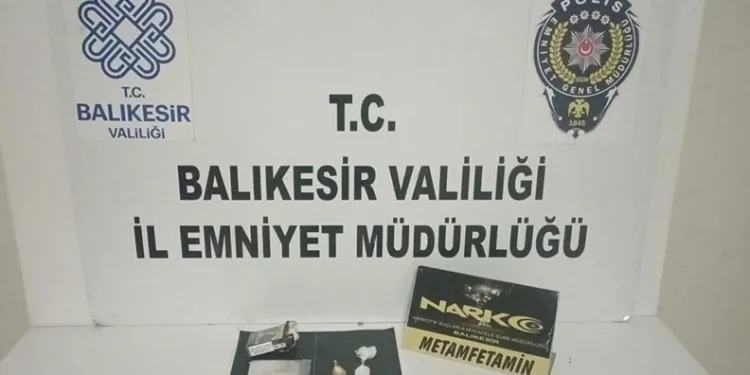 Uyuşturucu ticareti yapan 3 şahıs tutuklandı!