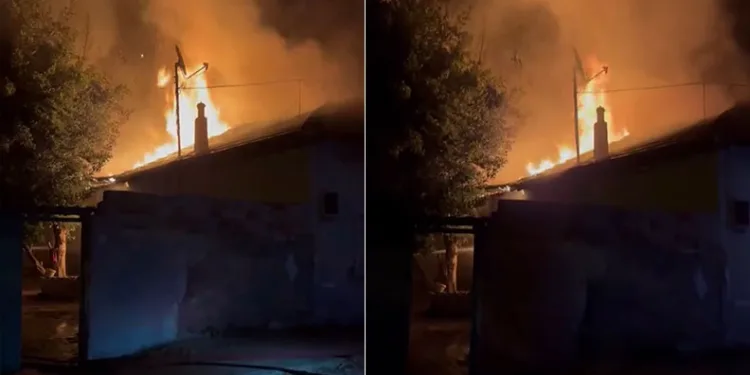 Bursa’da ahır alevlere teslim oldu