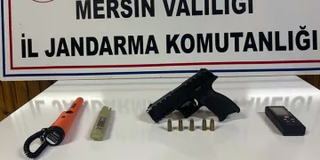 Aralarında eski valinin de bulunduğu 7 şahıs kaçak kazıdan yakalandı