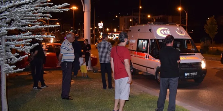 Otomobilin çarptığı çocuk hayatını kaybetti