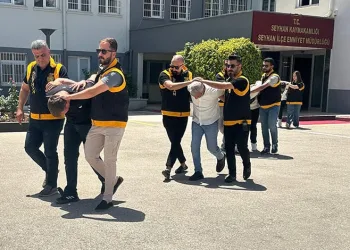 Eski sevgili dehşeti: Kıskançlık krizine girip kafe kurşunlattı
