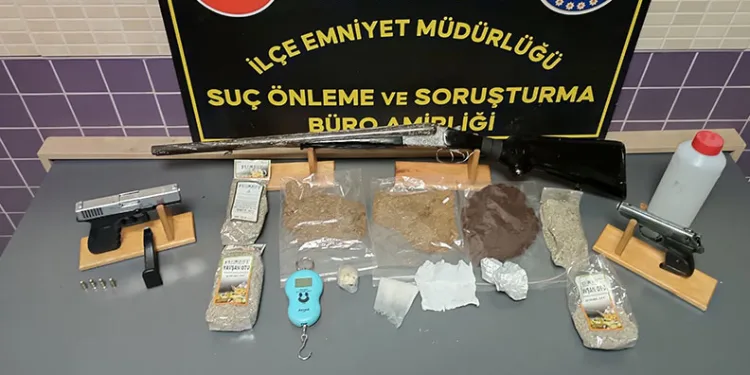 Bursa’da uyuşturucu tacirlerine geçit yok