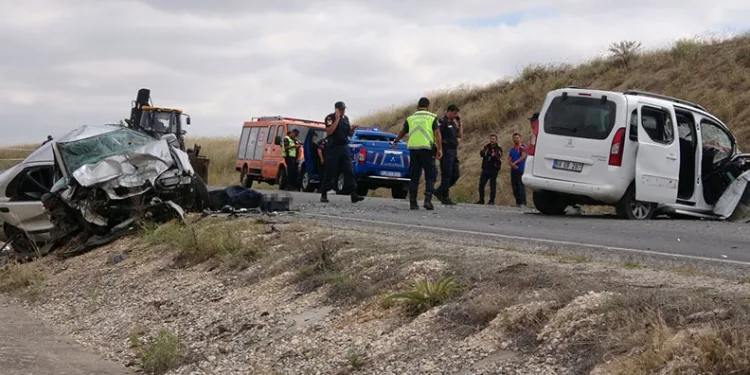 Jandarma ekipleri 4 ayda aranan bin 689 kişiyi yakaladı