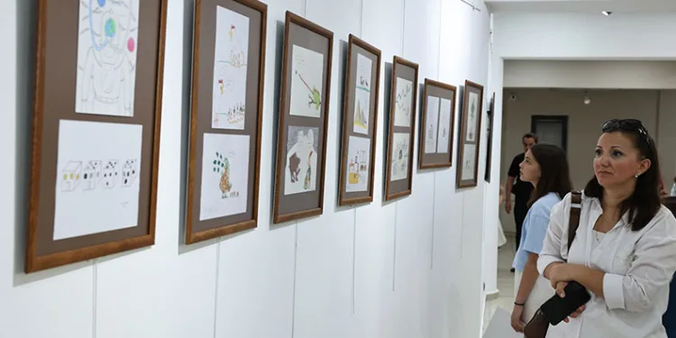 Karikatür Atölyesi katılımcılarından yıl sonu sergisi