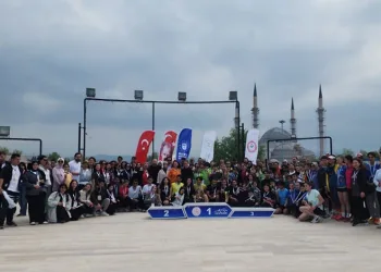 BUÜ’de “Aileler Yarışıyor” temalı oryantiring bayrak yarışı