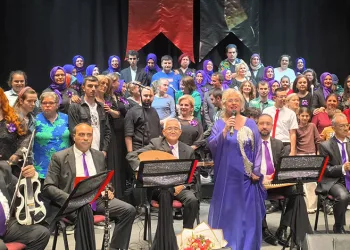 Otizm Anneler Korosu’ndan muhteşem konser