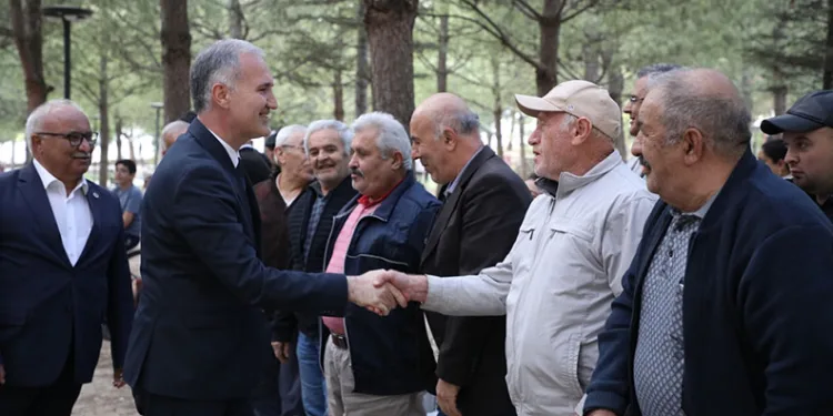 Yunus Emre Mahallesi sordu Alper Taban cevapladı