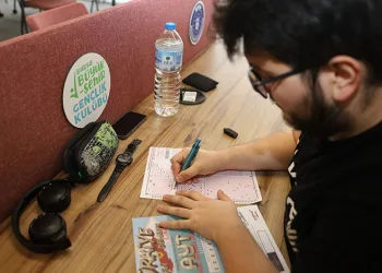 Gençlere üniversite yolunda sınav provası